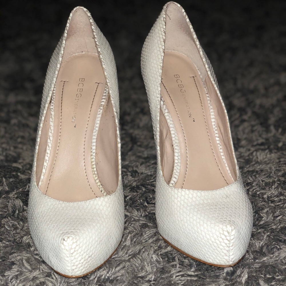 BCBG Pumps